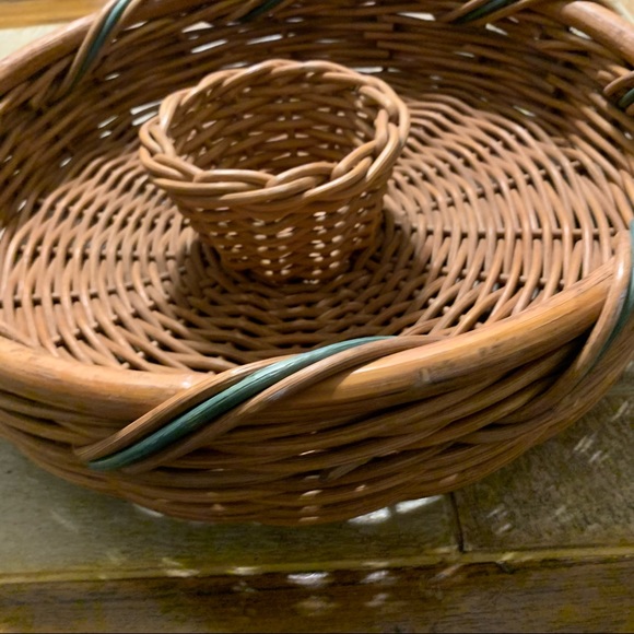 Pierre Large Heavy Duty Chip & Dip Brown with Green Wicker Basket - Picture 4 of 15